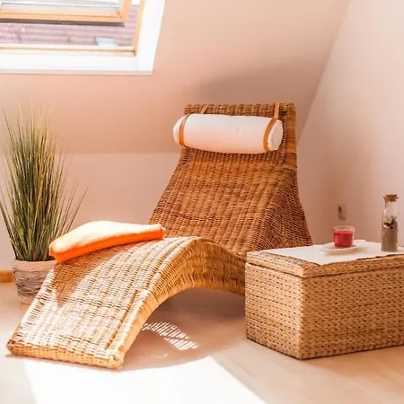 Stender بيت للعطل